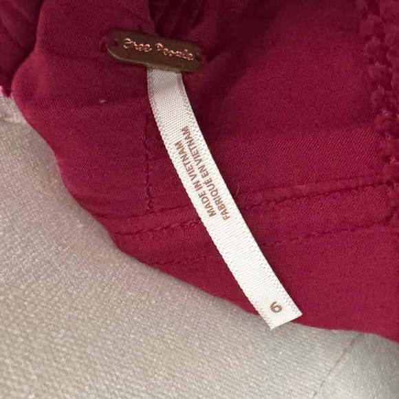 Burgundy Free People Corduroy Overall Dress Fall Vintage Vibes Layering Size 6 - Picture 5 of 6